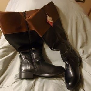 13w round toe two toned riding boot faux leather